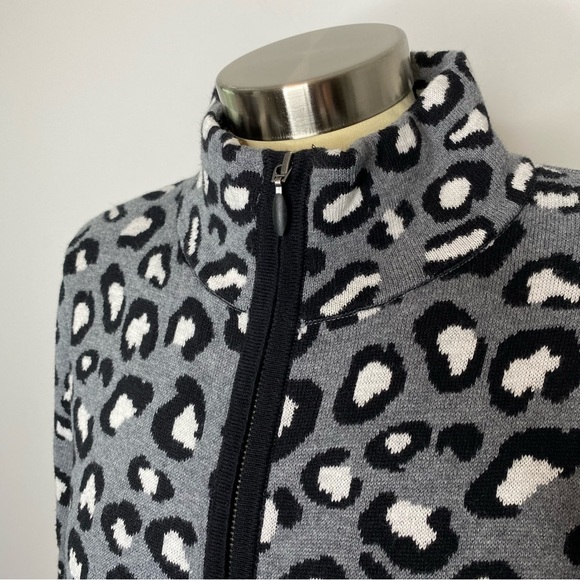 Rachel Zoe Grey and Black Leopard Full Zip Front Sweater Cardigan - Picture 4 of 11